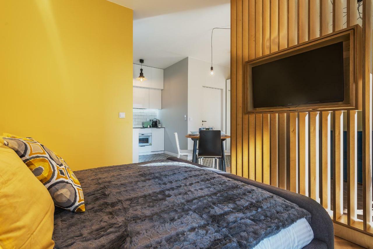 Noclegi4U Warsaw Wola Apartments ภายนอก รูปภาพ